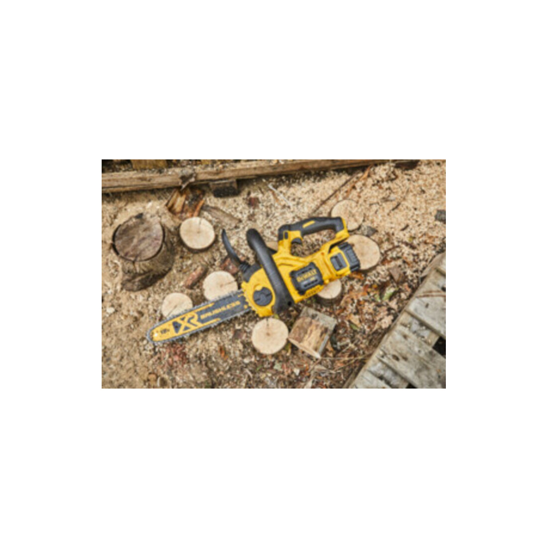 Tronçonneuse sans fil 18 volts DEWALT 30cm Version de base DCM565N-XJ