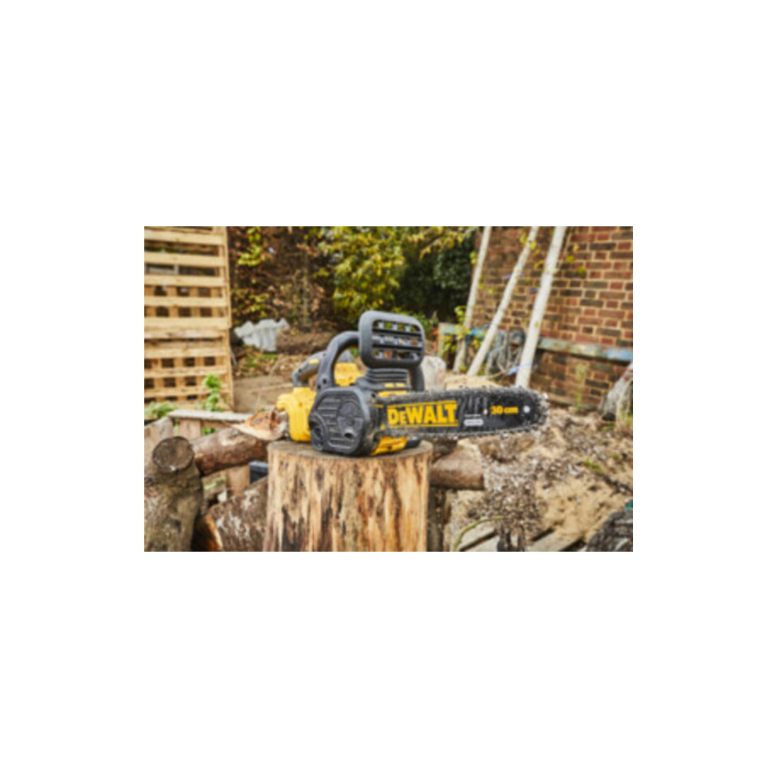 Tronçonneuse sans fil 18 volts DEWALT 30cm Version de base DCM565N-XJ