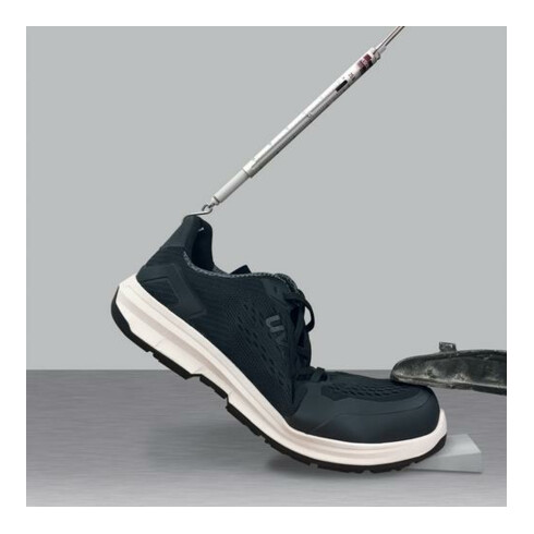 Uvex Sicherheitshalbschuhe S1 SRC uvex 1 sport aus Textil, uvex xenova® Kunststoffkappe