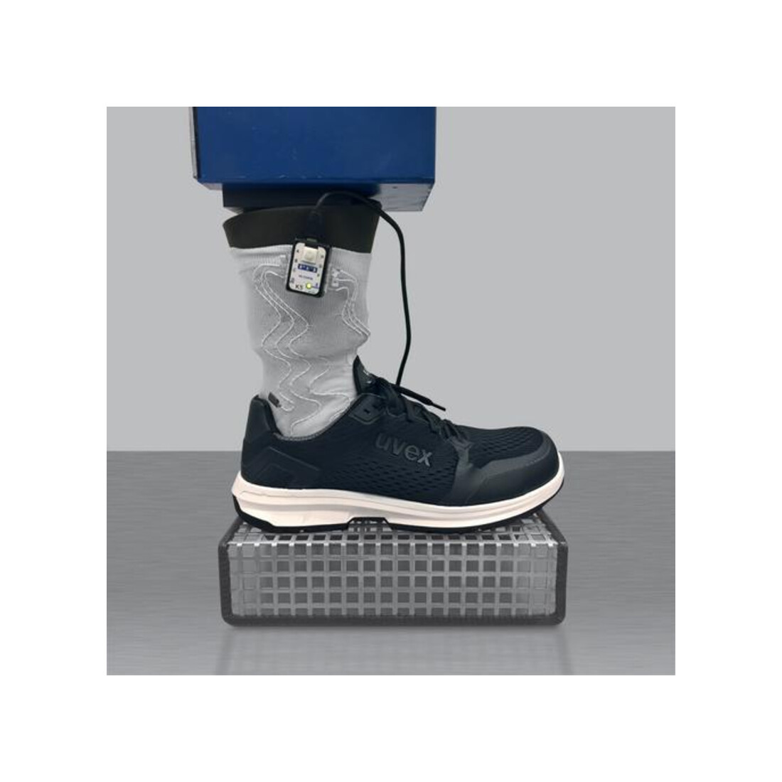 Uvex Sicherheitshalbschuhe S1 SRC uvex 1 sport aus Textil, uvex xenova® Kunststoffkappe