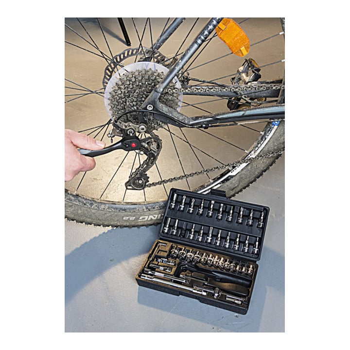 VIGOR Innenvierkant Antrieb 6,3 = 1/4 Zoll Steckschlüssel-Satz V2414 Vierkant hohl 6,3 mm (1/4 Zoll) Außen-Sechskant Profil - Anzahl Werkzeuge: 46