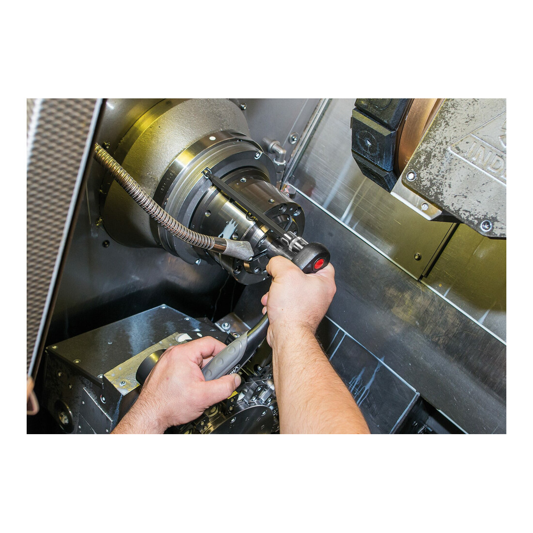 VIGOR TX schroevendraaier bitset V1917 vierkant hol 12,5 mm (1/2 inch) binnen TX profiel T20 - T70 32-delig