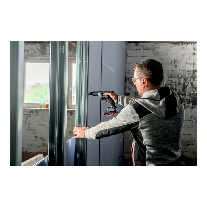 Visseuse à sec sans fil Metabo TBS 18 LTX BL 5000metaBOX 145 L ; 18V x + -