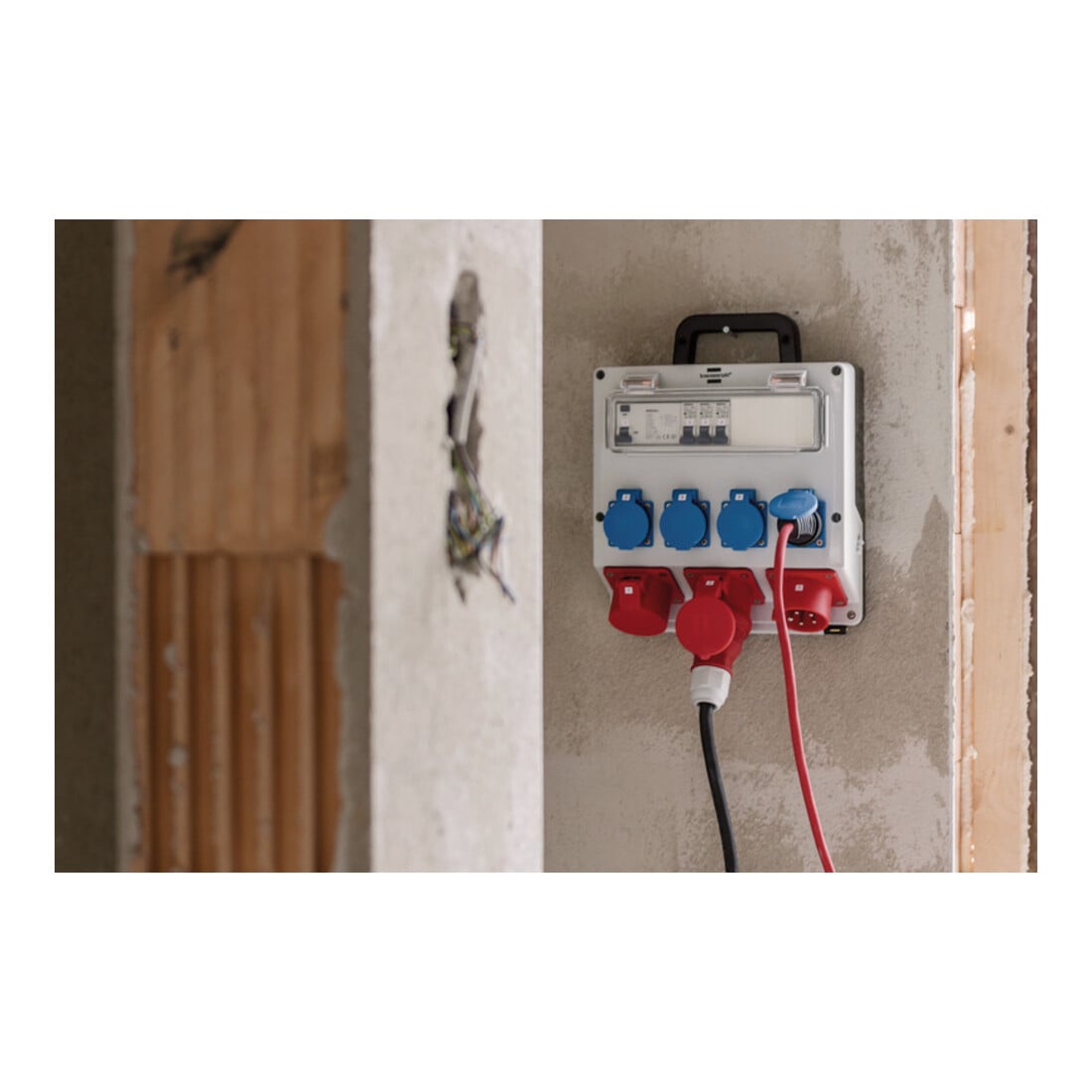 Wandverteiler IP44, 3x LS 230V/16 A, 1xFI 40 A 4-polig 30mA