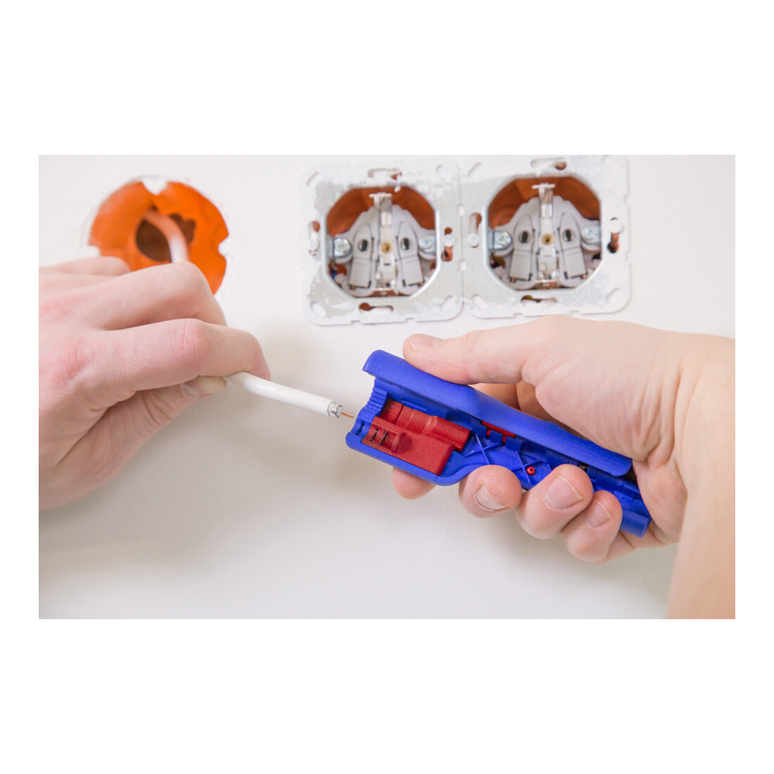 WEICON Coax-Stripper No. 1 F Plus - geeignet für F-Schraubstecker, zum Entmanteln und Abisolieren von Koaxialkabel inkl. Aufdrehhilfe