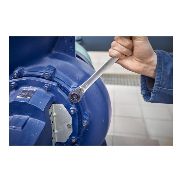 Wiha Doppelring-Ratschenschlüssel 4 in 1 I umschaltbar I SW 10 13 17 19 mm I mit 72 Zähnen I Multiratsche (45421)