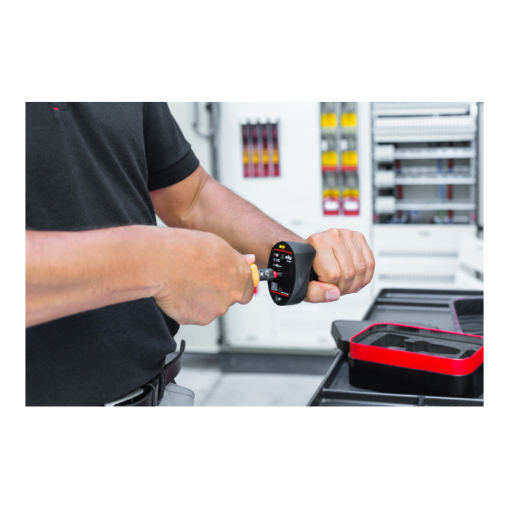 Wiha Drehmoment-Testgerät Torque QuickCheck mit Adapterklingen und Batterien in Box