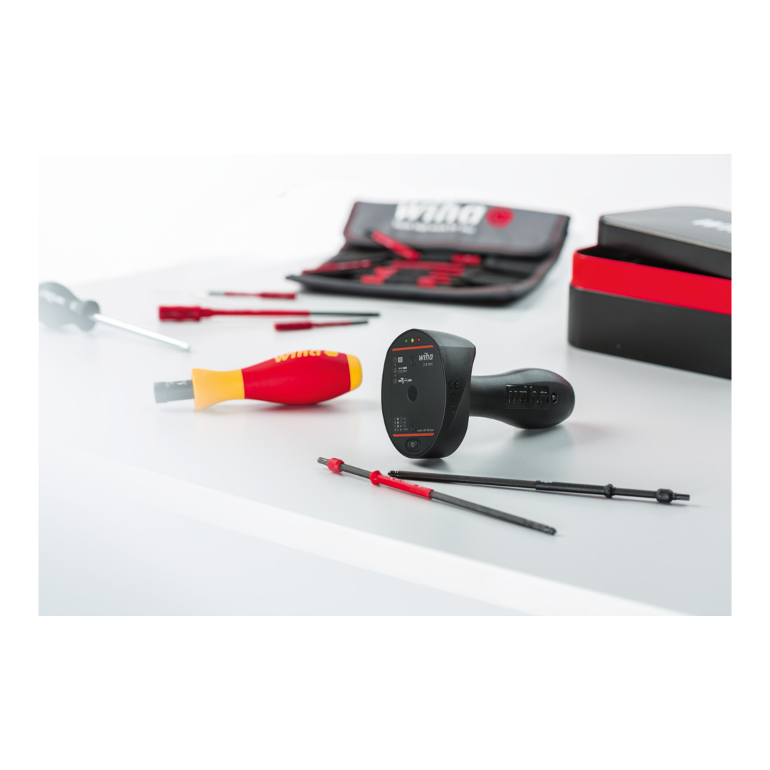 Wiha Drehmoment-Testgerät Torque QuickCheck mit Adapterklingen und Batterien in Box