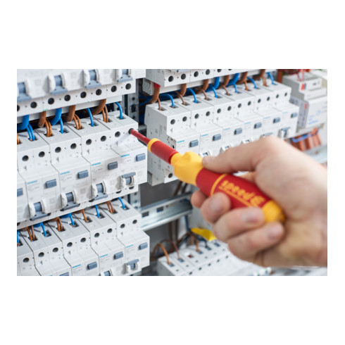 Wiha e-screwdriver starter set speedE® I electric 4pz. con slimBit, batteria e caricatore USB
