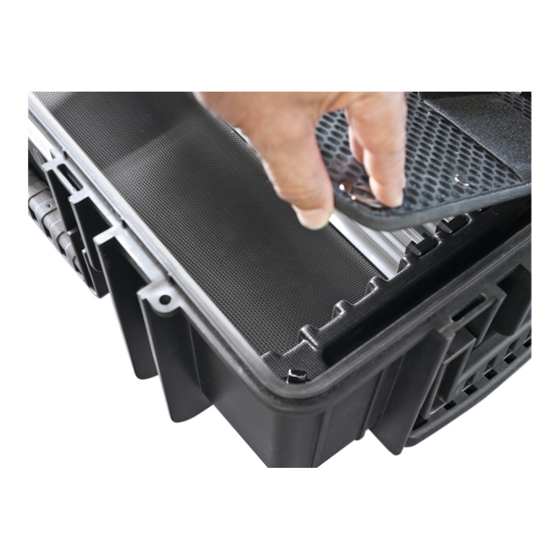 Wiha Set di utensili per elettricisti Competence XXL II con carrello integrato, 115pz. in valigetta
