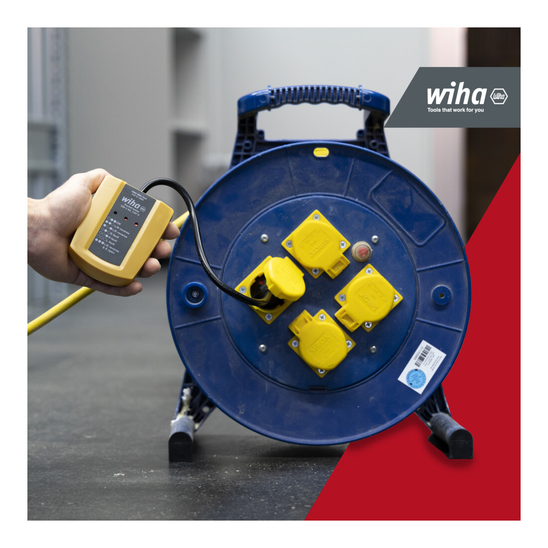 Wiha Steckdosentester 230 V AC, CAT II inkl. 2x AAA-Batterien
