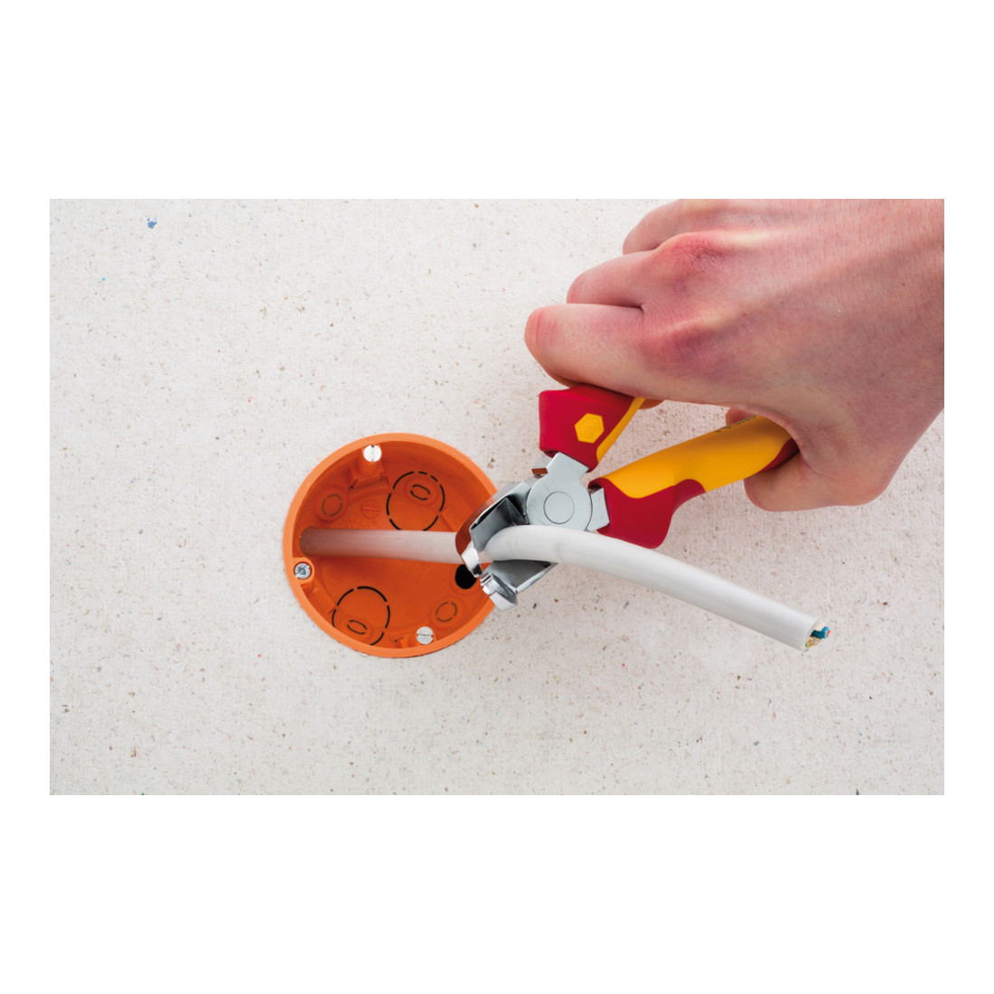 Wiha TriCut Installationszange Prof. electric Z14117006SB