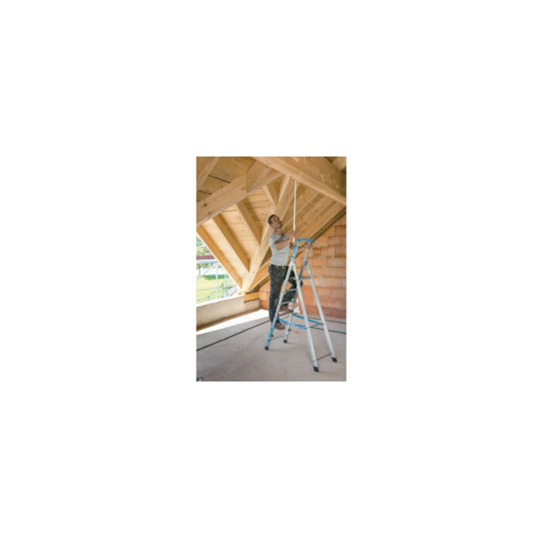 ZARGES Nova S - Stufen-Stehleiter 4 Stufen