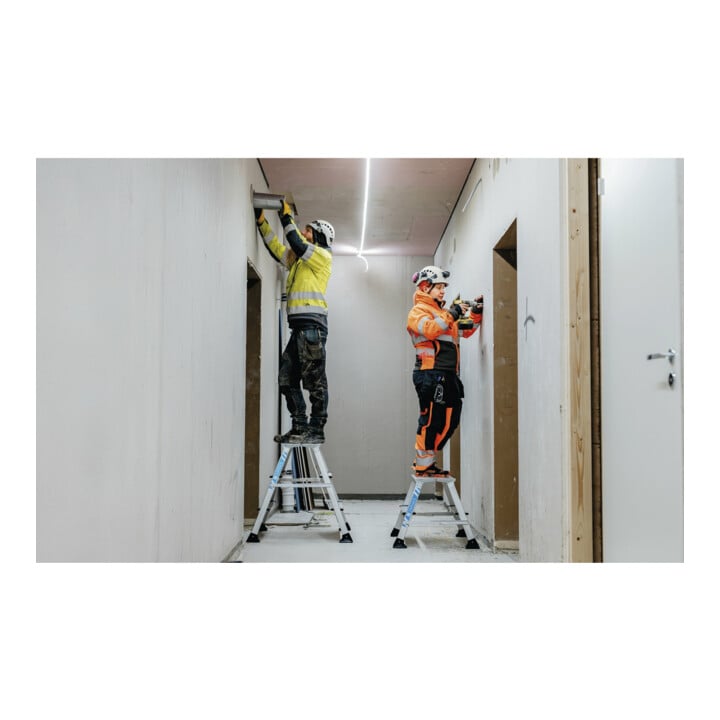 Zarges XLstep P - Podest schmal 2 x 2 Stufen